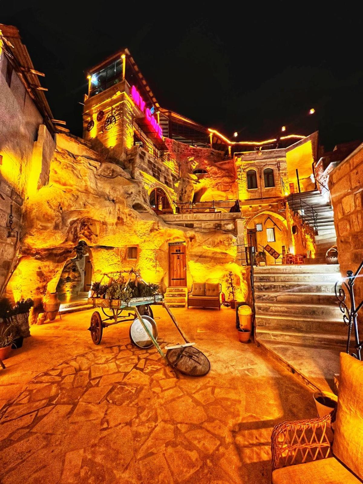 My Cave Suites Nevşehir Bagian luar foto